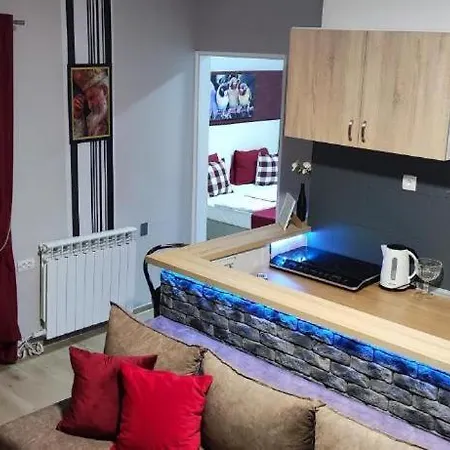 Apartament 27 V *