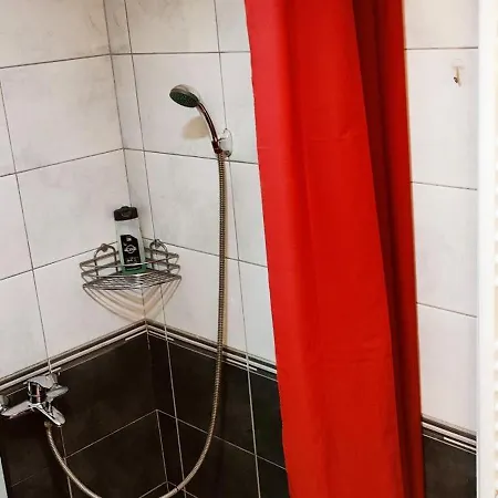 27 V Apartament *