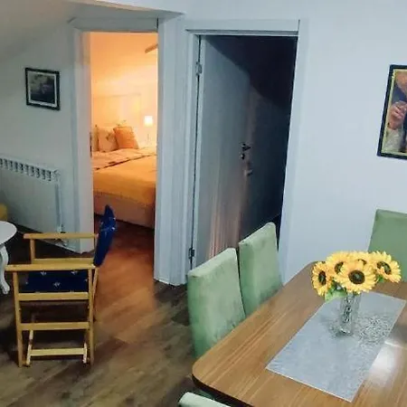 Apartament 27 V